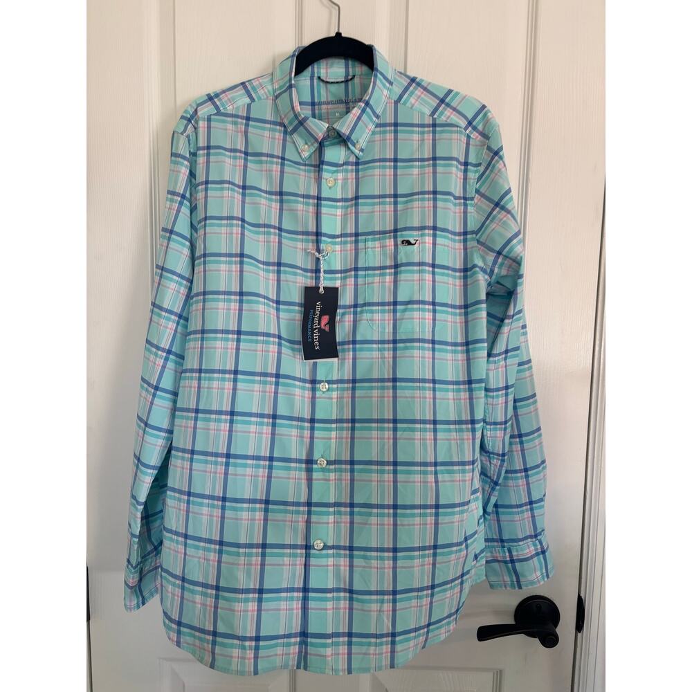 NWT Vineyard Vines Mens Medium Feather Weight Performance Plaid Button Down